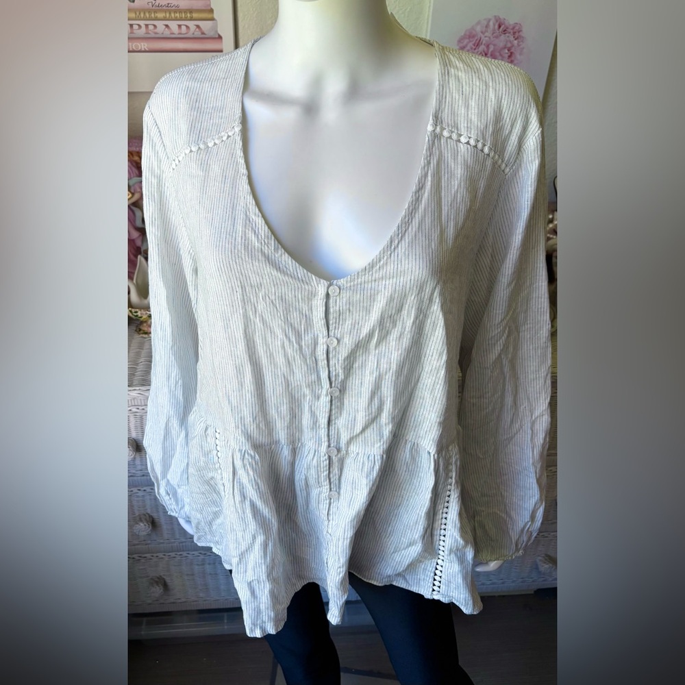 Calligraphie Top linen Button Up blue pinstripes on white Size XL NWT